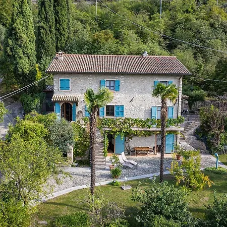Giacomazzi House Bri