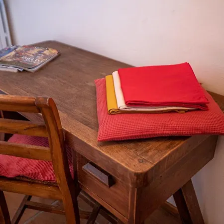 Giacomazzi House Bri Apartment