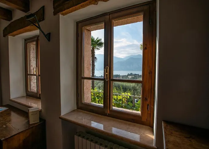 Giacomazzi House Bri